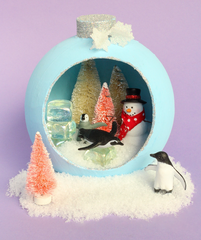 Darice Penguin Diorama Ornament