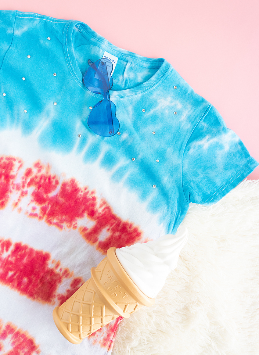 How to Make Patriotic Stripes Tie Dye Shirt!