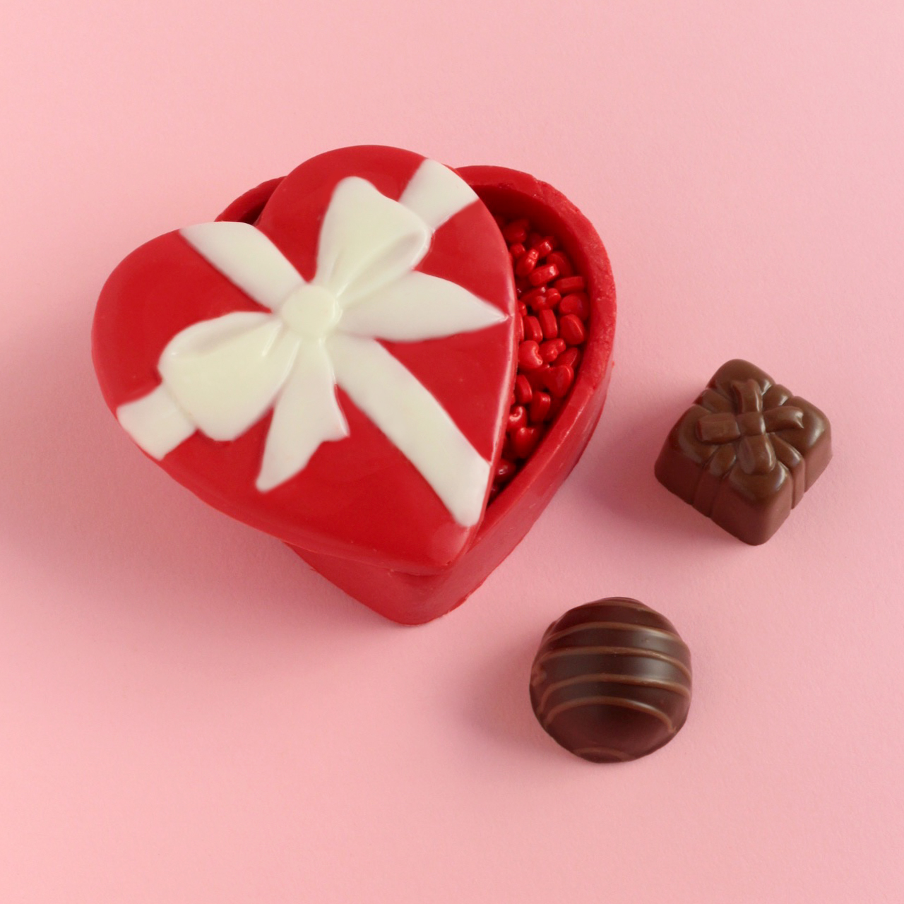 DIY Edible Heart Shaped Valentine Box