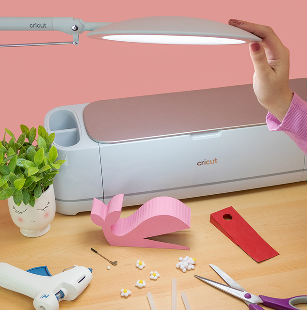 Your Guide To The Cricut Bright 360